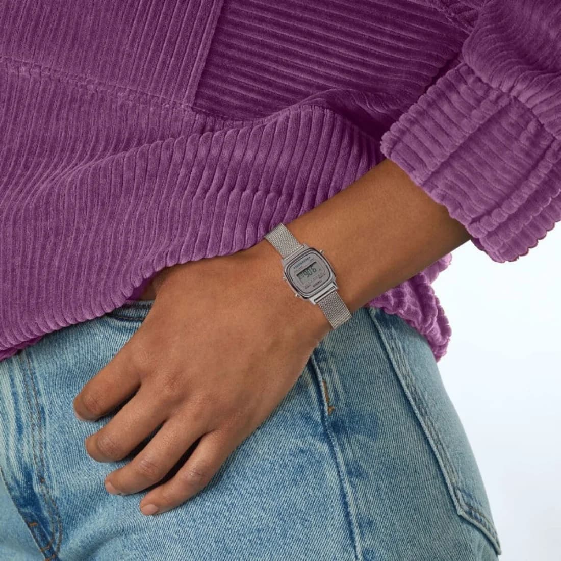 Fond du boîtier du garde-temps Casio LA670WEM-7EF
