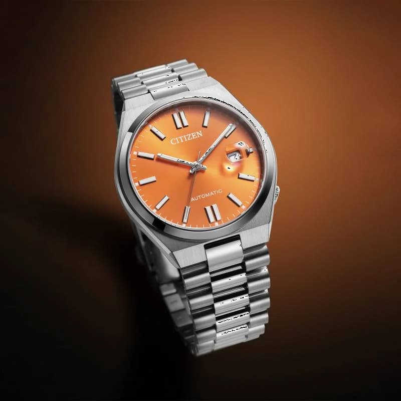 Détail du bracelet acier du Citizen NJ0151-88Z