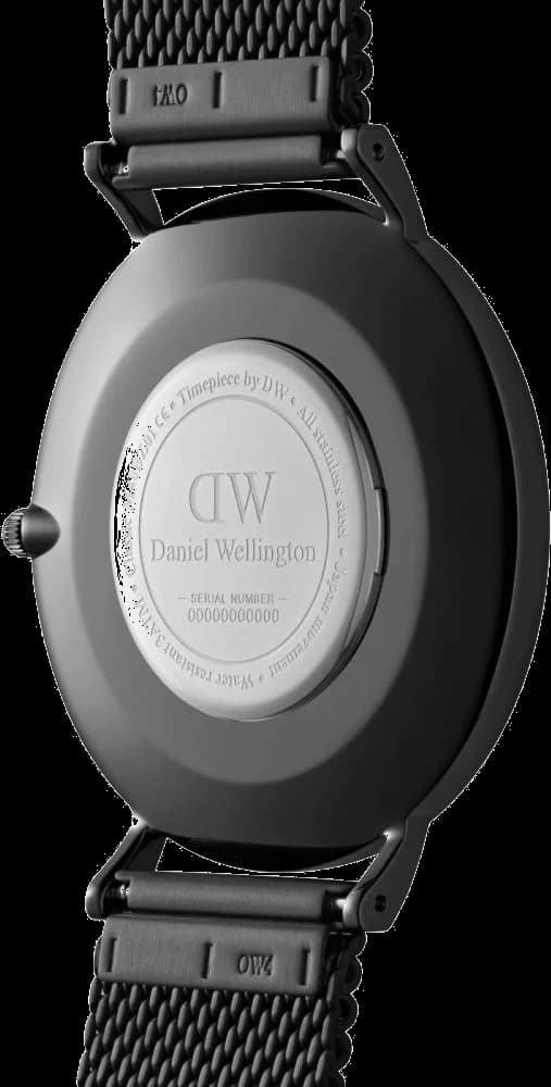 Zoom sur le cadran noir du Daniel Wellington DW00100632