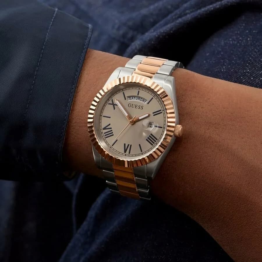 Détail du bracelet acier du Guess GW0265G13
