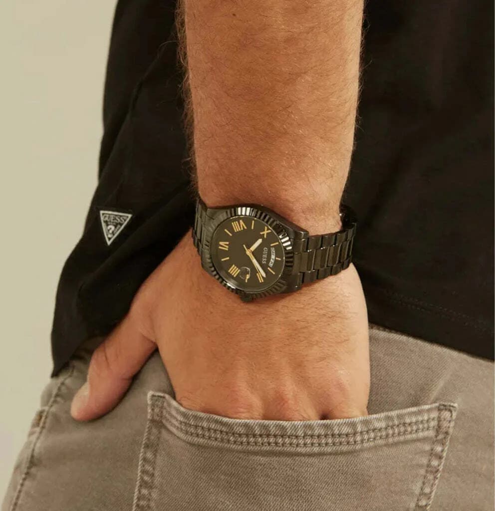 Détail du bracelet acier du Guess GW0265G4