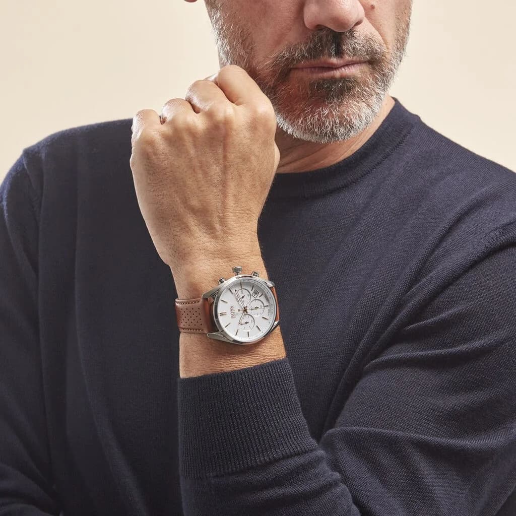 Détail du bracelet cuir du Hugo Boss 1513879