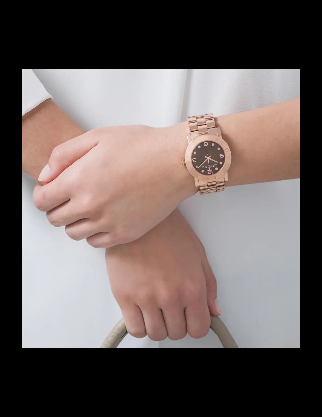 Le garde-temps Marc Jacobs MBM3167 vu de profil
