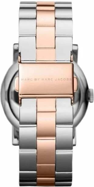 Fond du boîtier du garde-temps Marc Jacobs MBM3194