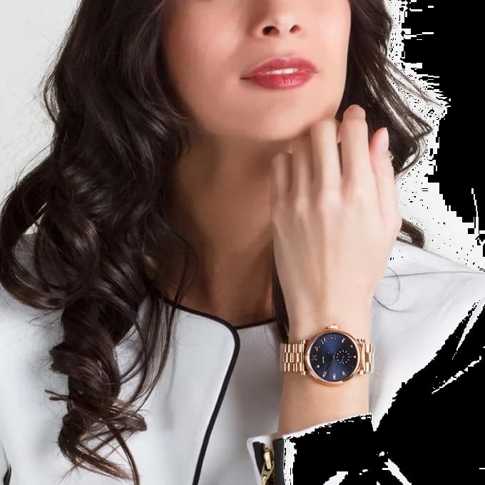Zoom sur le cadran bleu du Marc Jacobs MBM3330