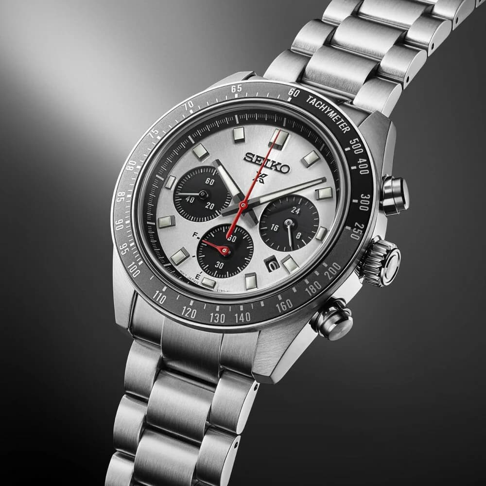 Le garde-temps Seiko SSC911P1 vu de profil