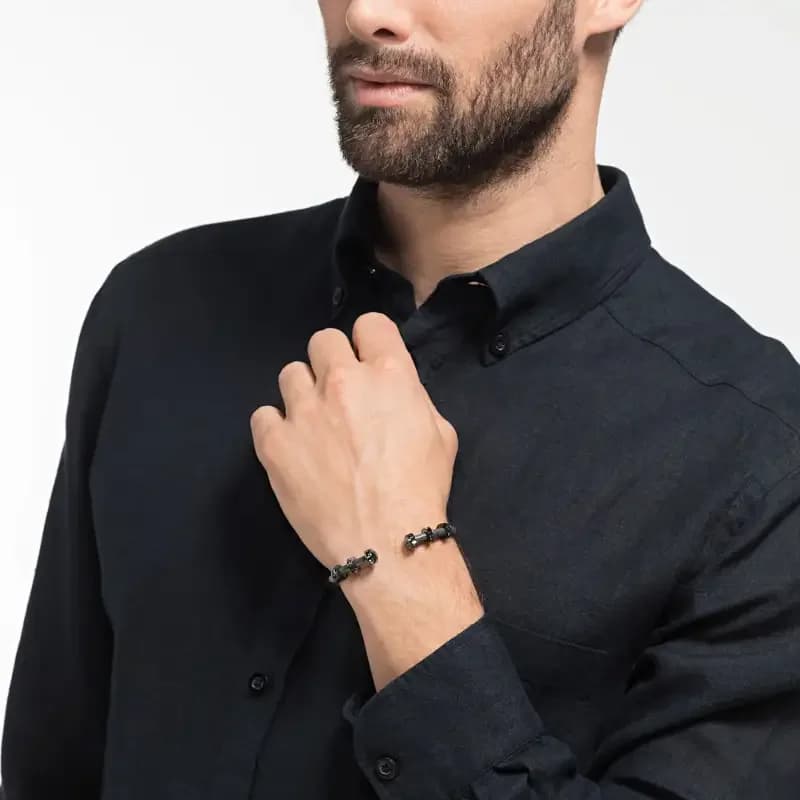 Le garde-temps Swarovski 5495501 vu de profil