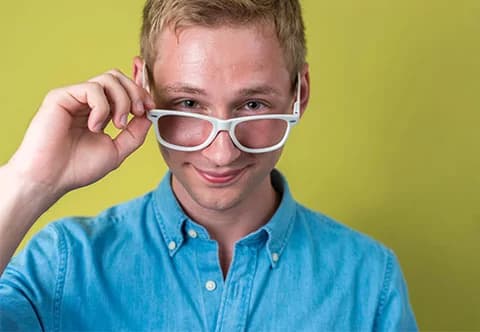 La transparence comme nouvel art du raffinement masculin