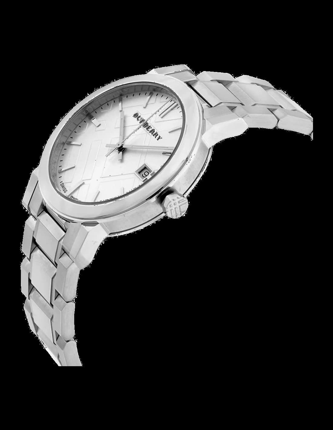 Visage cadran Burberry BU9000 révèle finition soleillée, aiguilles dauphine polies et guichet date à 3h