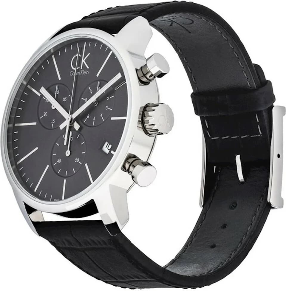 Attache bracelet Calvin Klein K2G271C3 en cuir noir grainé, boucle ardillon en acier inoxydable gravée CK
