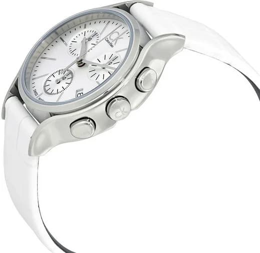 Visage cadran Calvin Klein K2U291L6 index bâtons polis aiguilles fines trotteuse centrale mouvement quartz suisse précision chronométrique