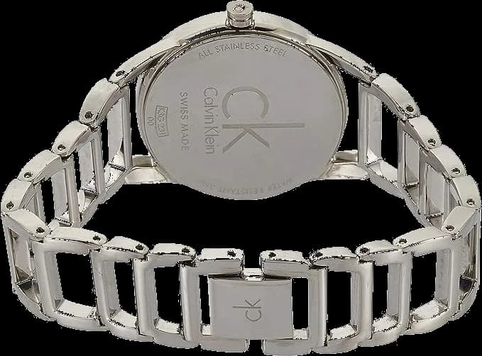 Visage cadran Calvin Klein K3G23128 dévoile des index appliqués polis sur fond soleil argenté, aiguilles fines dauphine