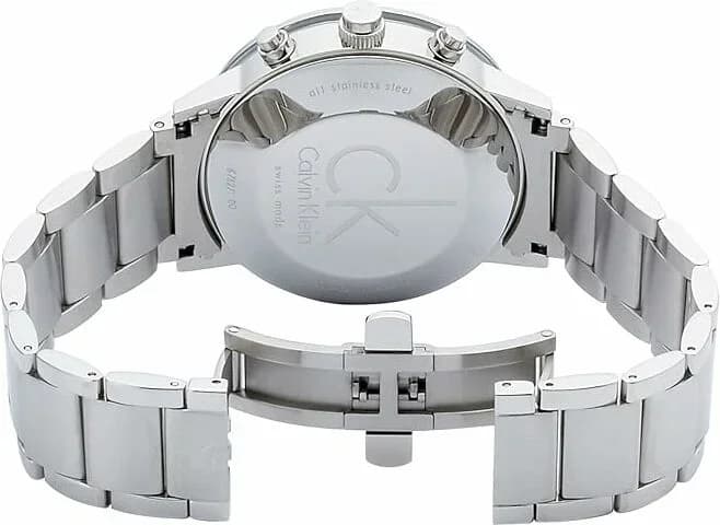 Attache bracelet Calvin Klein K7627161 en cuir noir grainé, coutures ton sur ton et boucle ardillon en acier brossé