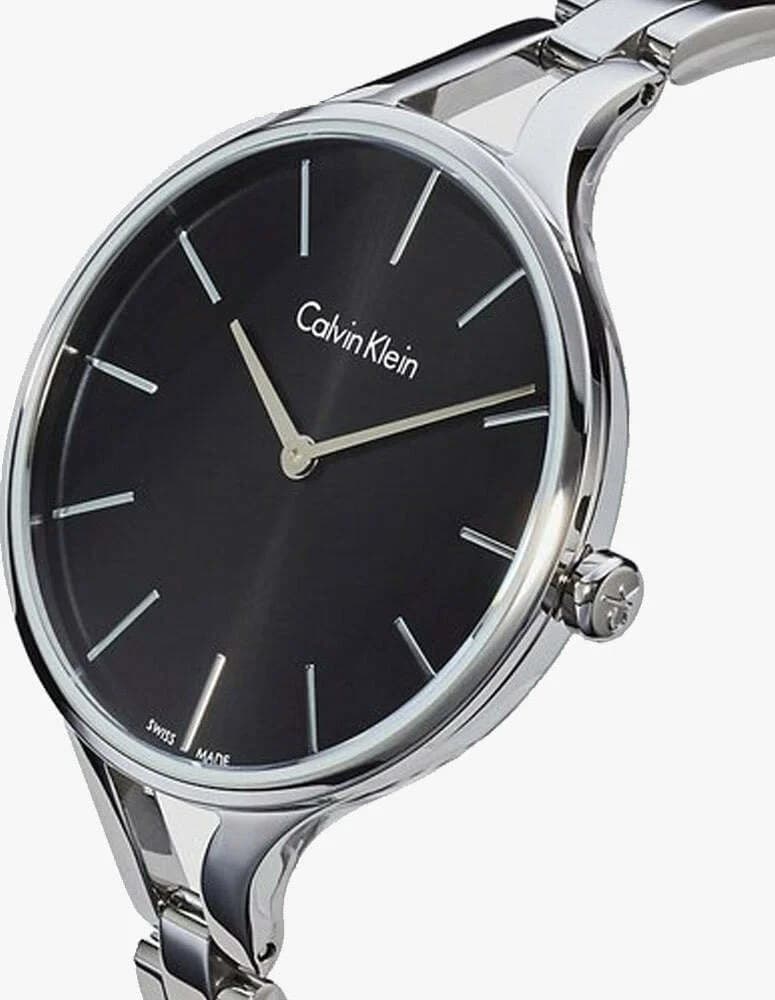 Attache bracelet Calvin Klein K7E23141 en acier inoxydable poli avec fermoir déployant papillon sécurisé
