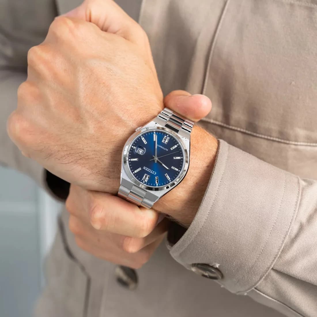 Montre Citizen Tsuyosa Automatique NJ0150-81L pour Homme - Cadran Bleu Soleillé, Bracelet Acier vue 4