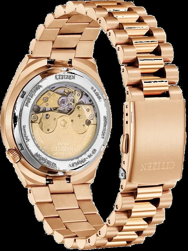 Visage cadran Citizen NJ0153-82X dévoile index bâtons argentés, aiguilles squelette, guichet date à 3h, précision automatique 8210