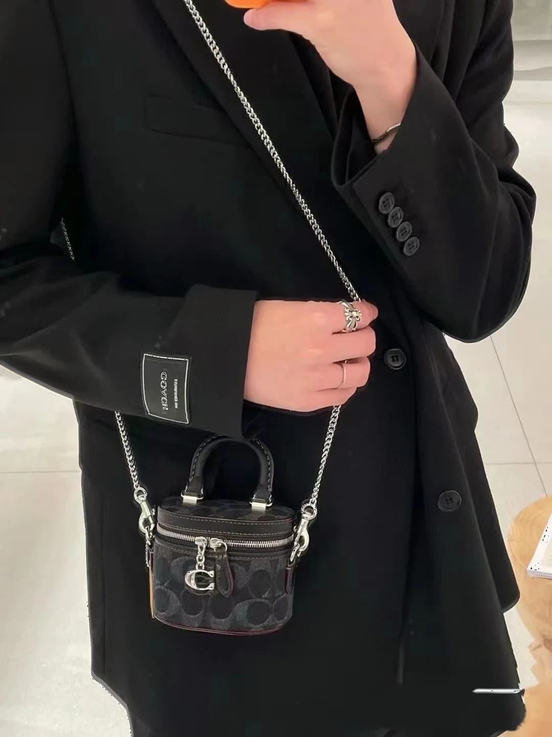 Sac à bandoulière Coach CE768 en toile signature et cuir vue 5