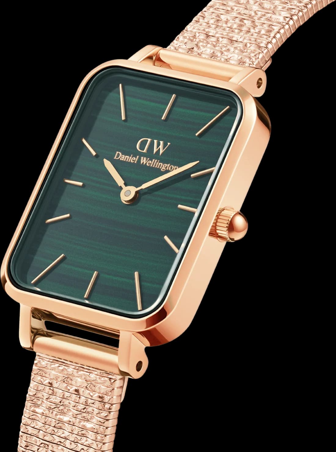 Visage cadran Daniel Wellington 109932 aux index bâton et aiguilles fines, design minimaliste