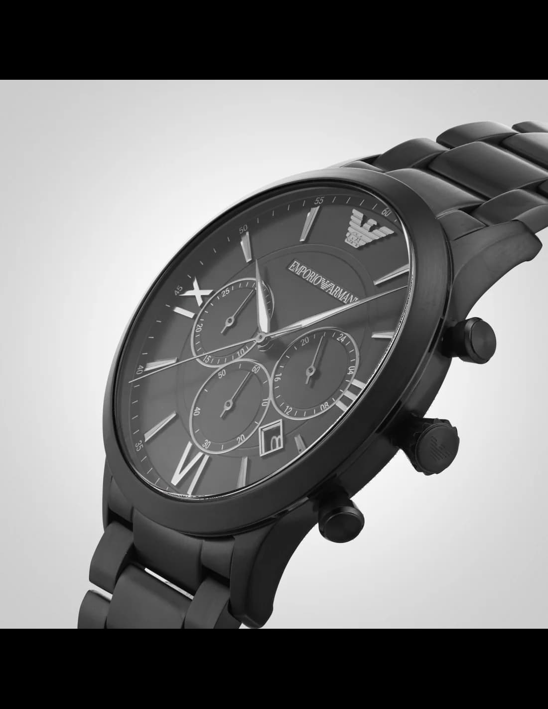 Visage cadran Emporio Armani AR11349 affiche compteurs chronographe 3 sous-cadrans, date à 4h30, index appliqués et aiguilles luminescentes