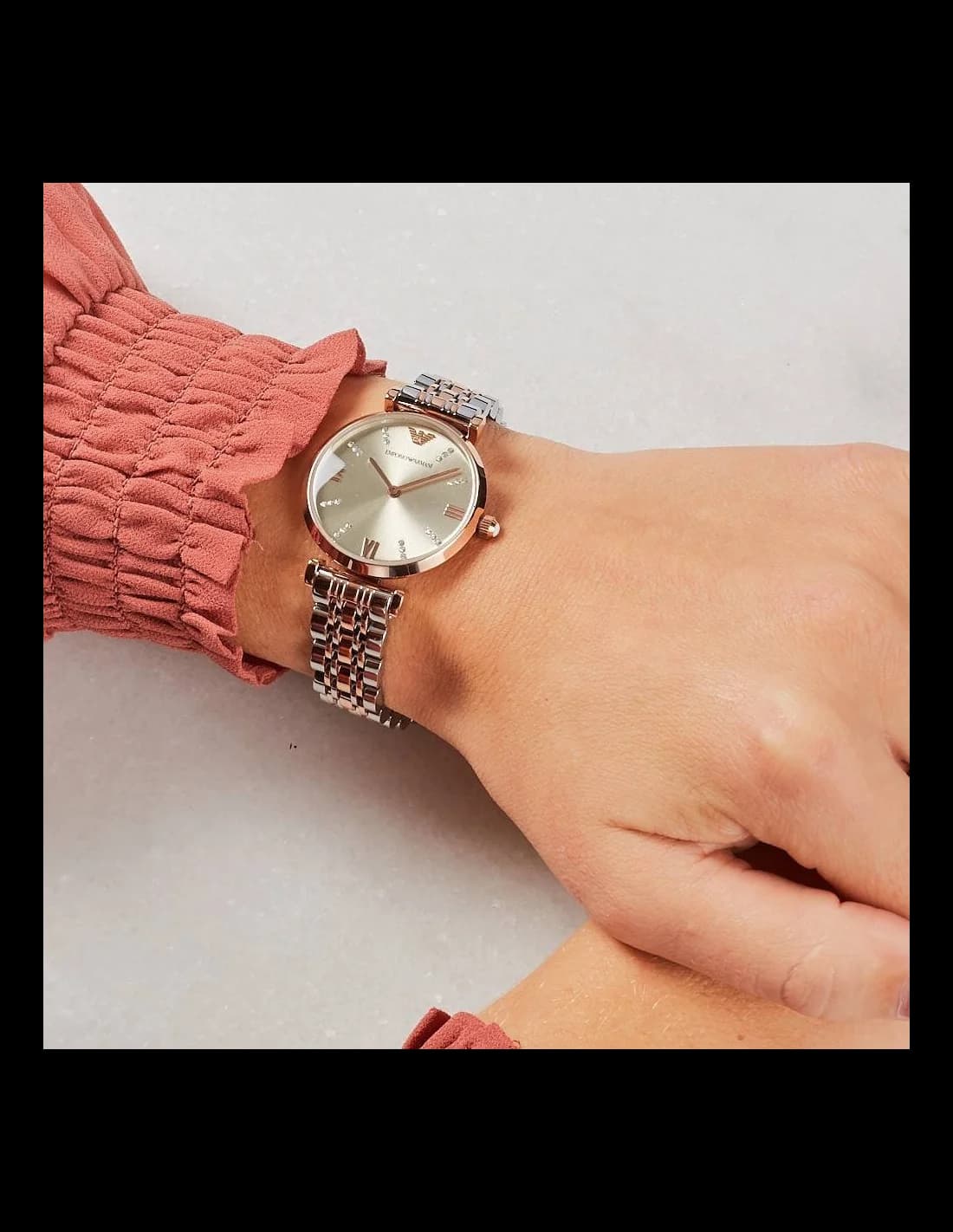 Montre Femme Emporio Armani AR1840 - Cadran Bronze, Bracelet Acier Bi-ton Argent/Or Rose, Index Strass vue 4