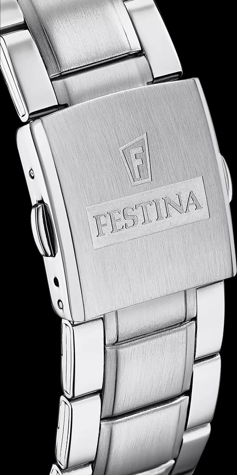 Visage cadran Festina F16759/4 détail des aiguilles luminescentes sur compteurs chronographe et date