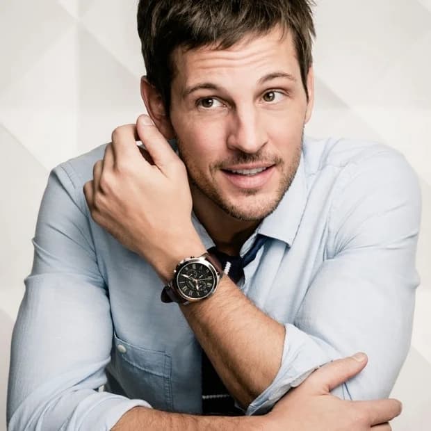 Montre Homme Fossil FS4813 Cadran Noir et Bracelet Cuir Marron vue 4