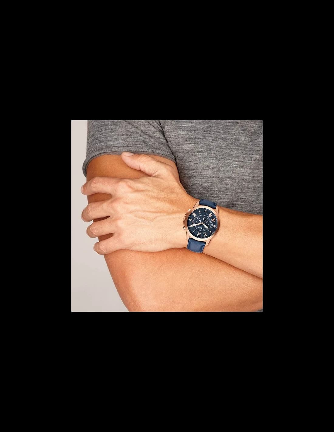 Montre Homme Fossil Grant FS4835 - Boîtier or rose, cadran et bracelet cuir bleu vue 4