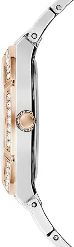 Visage cadran Guess GW0033L9 avec index bâtons appliqués et aiguilles fines bicolores pour une lisibilité élégante du temps