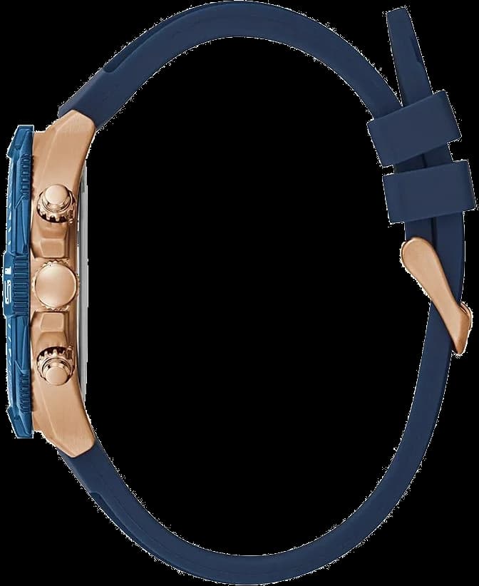 Visage cadran Guess GW0211G4 détail des index bâtons, aiguilles luminescentes et compteurs multifonctions sur fond bleu soleillé