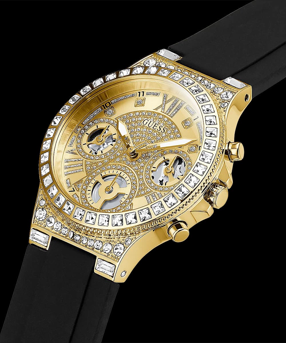 Visage cadran Guess GW0257L1G dévoile compteurs chronographe, date à 4h30 et index bâtons argentés