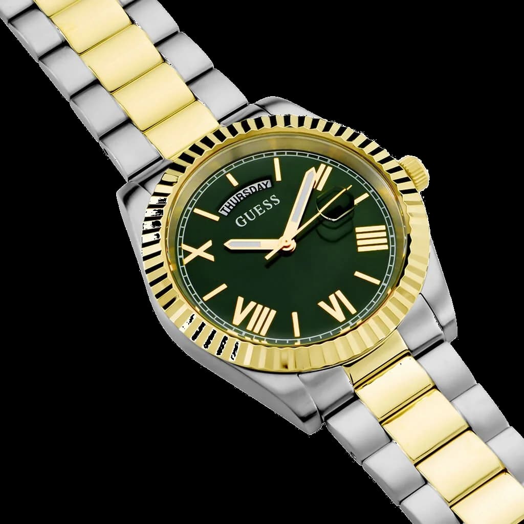 Visage cadran Guess GW0265G8 avec index bâton, aiguilles dauphines polies et guichet date à 4h30