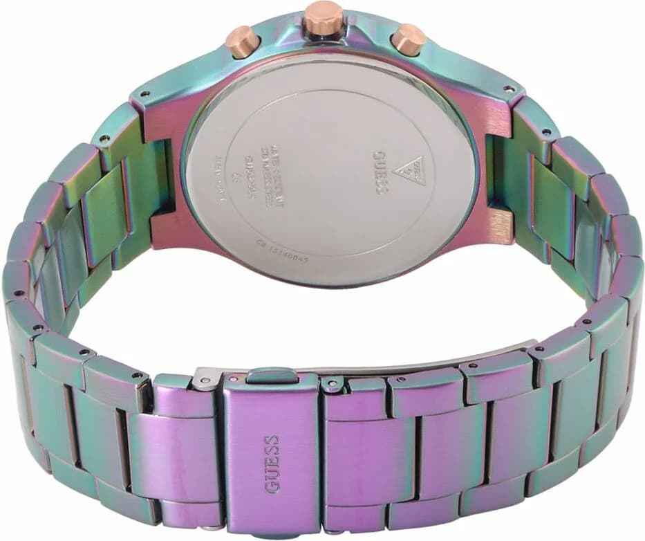 Visage cadran Guess GW0320L4 dévoile index baguette et aiguilles bâton dorées, date à 3h sous verre minéral
