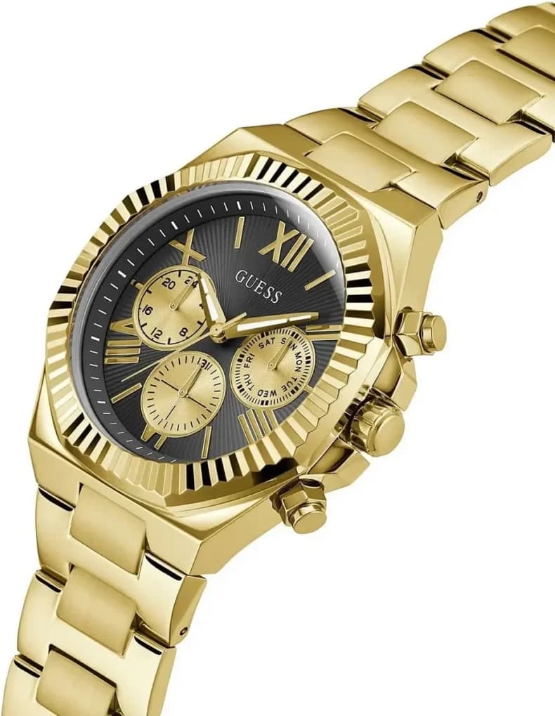 Visage cadran Guess GW0703G5 noir soleillé, index bâtons dorés, aiguilles dauphines luminescentes, compteurs 24h/date/jour