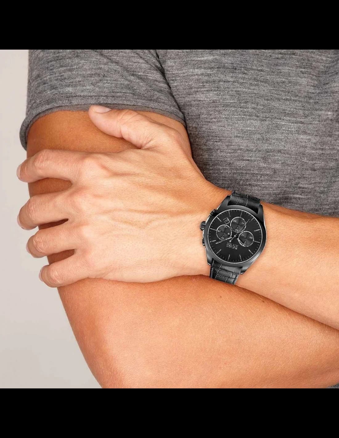 Attache bracelet Hugo Boss 1513367 en cuir noir cousu main avec boucle ardillon en acier inoxydable brossé