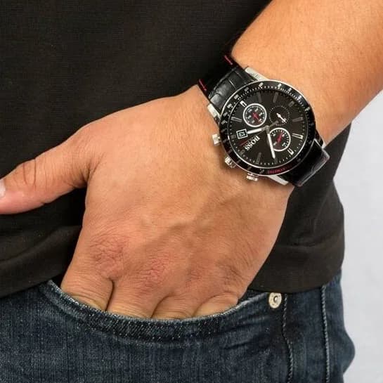 Visage cadran Hugo Boss 1513445 index appliques argent aiguilles dauphine trotteuse rouge compteurs 30min 12h