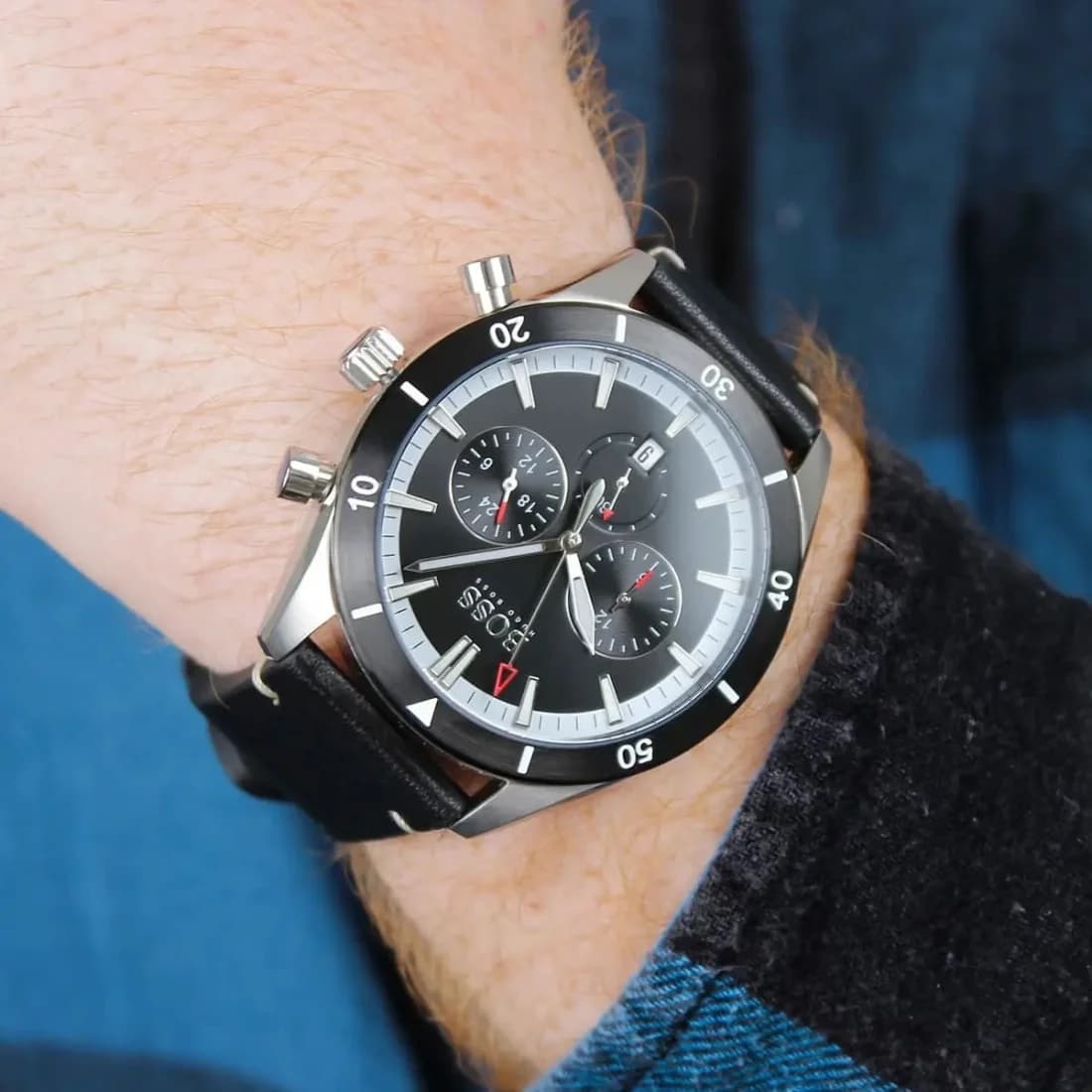 Montre Homme Hugo Boss Santiago 1513864, Boîtier Acier 44mm, Cadran Noir Chronographe, Bracelet Cuir vue 5