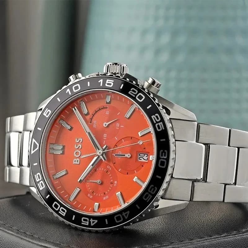 Montre Homme Hugo Boss Runner 1514162 Acier Bicolore Cadran Orange Chronographe vue 4