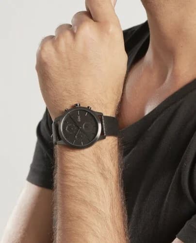 Montre Lacoste 2010997 Homme - Cadran Multifonctions Noir, Bracelet Cuir Noir vue 4