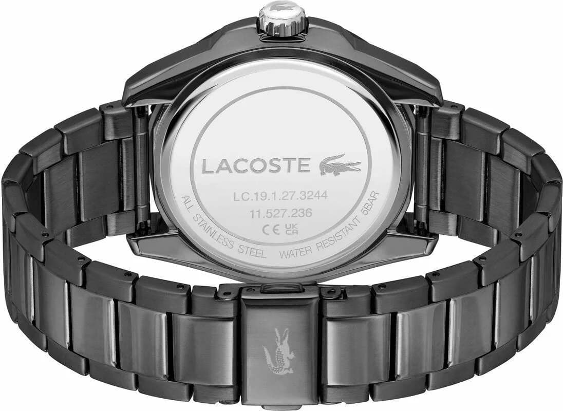 Visage cadran Lacoste 2011288 dévoile index bâton argentés, aiguilles dauphine et date à 3h, lisibilité optimale