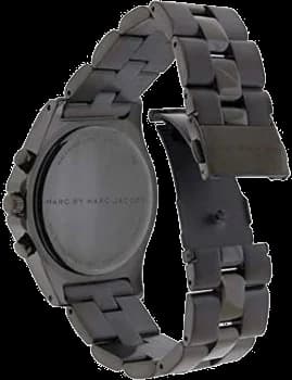 Visage cadran Marc Jacobs MBM3083 avec index appliqués, aiguilles bâton et guichet date à 4h30