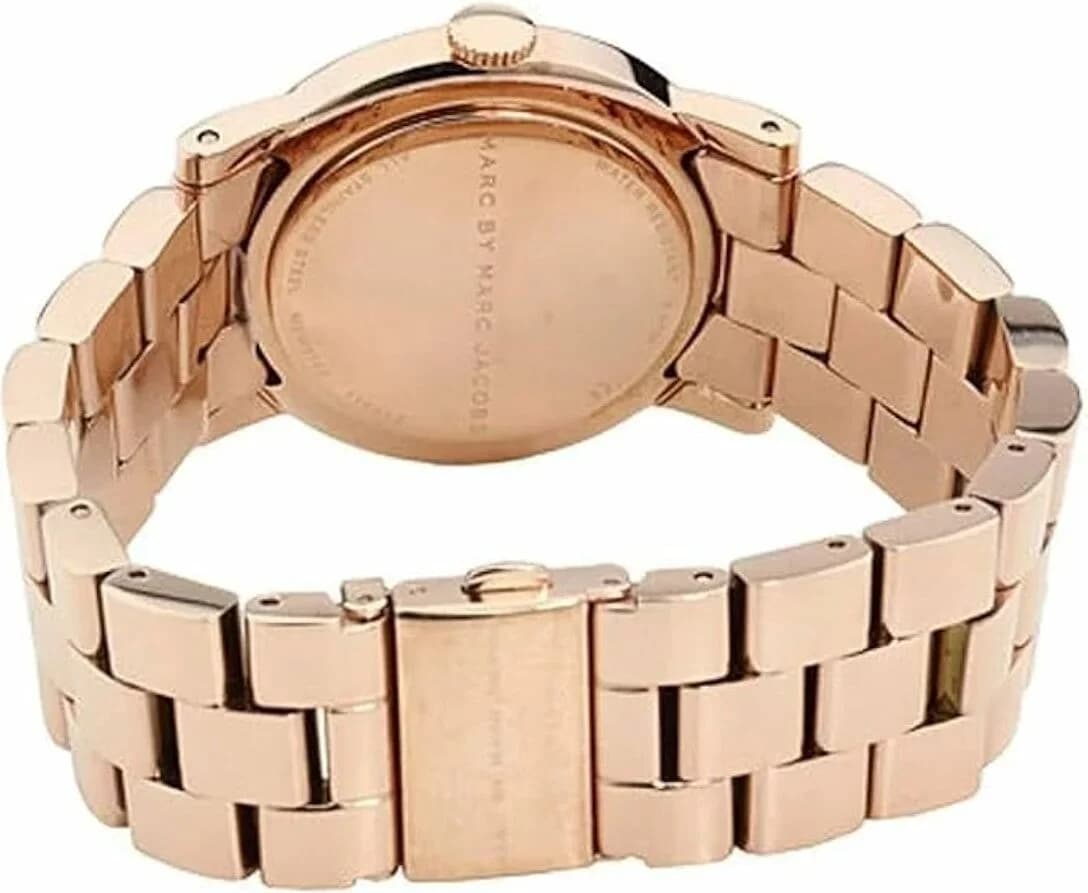 Attache bracelet Marc Jacobs MBM3142 en acier or rose à trois maillons avec fermoir déployant double sécurité, finition polie