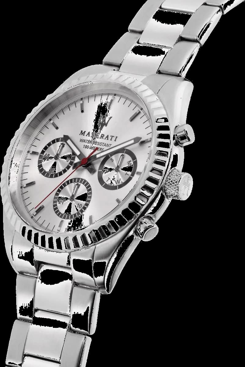 Visage cadran Maserati R8853100018 présentant compteurs chronographe, aiguilles squelette et guichet date à 4h30