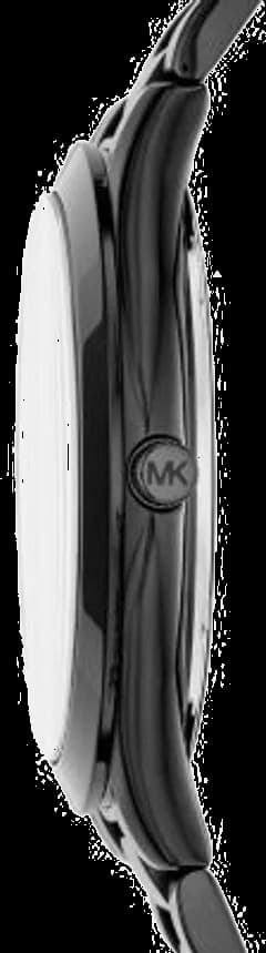 Attache bracelet Michael Kors MK3589 en acier inoxydable noir avec maillons à trois rangées, fermoir déployant à double bouton-poussoir