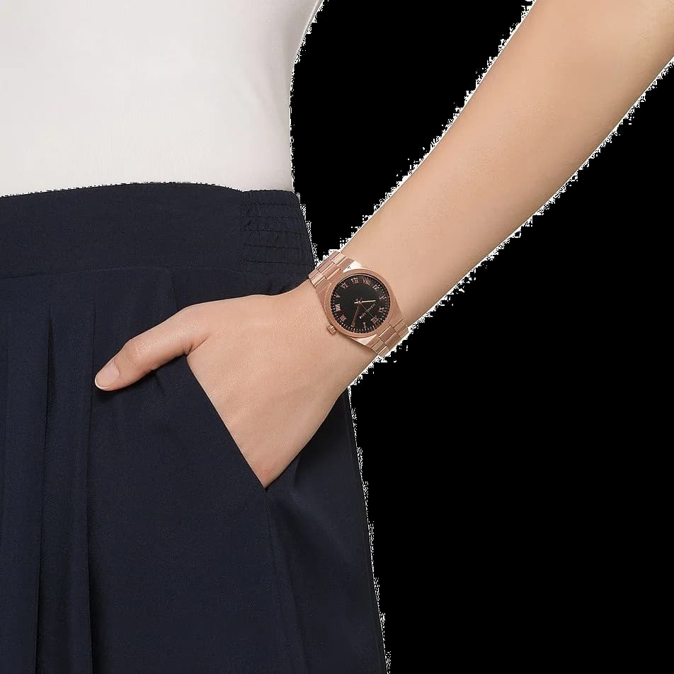 Attache bracelet Michael Kors MK5937 en acier inoxydable bicolore or rose avec fermoir déployant gravé MK