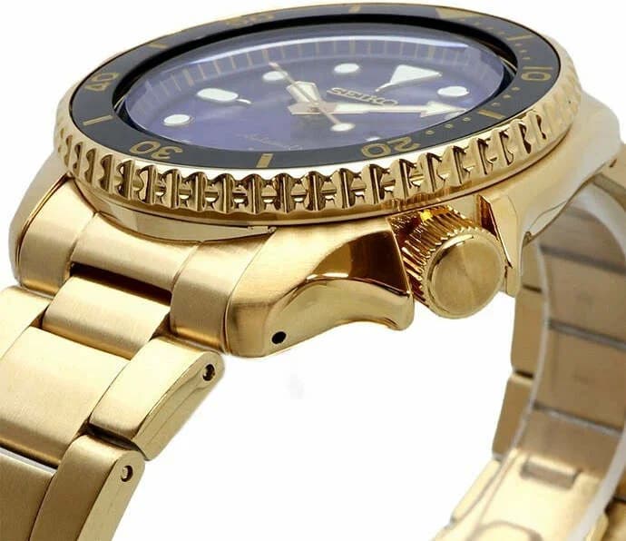Visage cadran Seiko SRPK20 dévoilant index appliqués, aiguilles dauphine et date cyclope à 3h pour lisibilité optimale