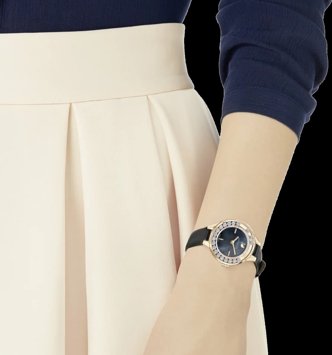 Attache bracelet Swarovski 5301877 montrant bracelet maille milanaise argentée avec fermoir déployant et poussoir de sécurité