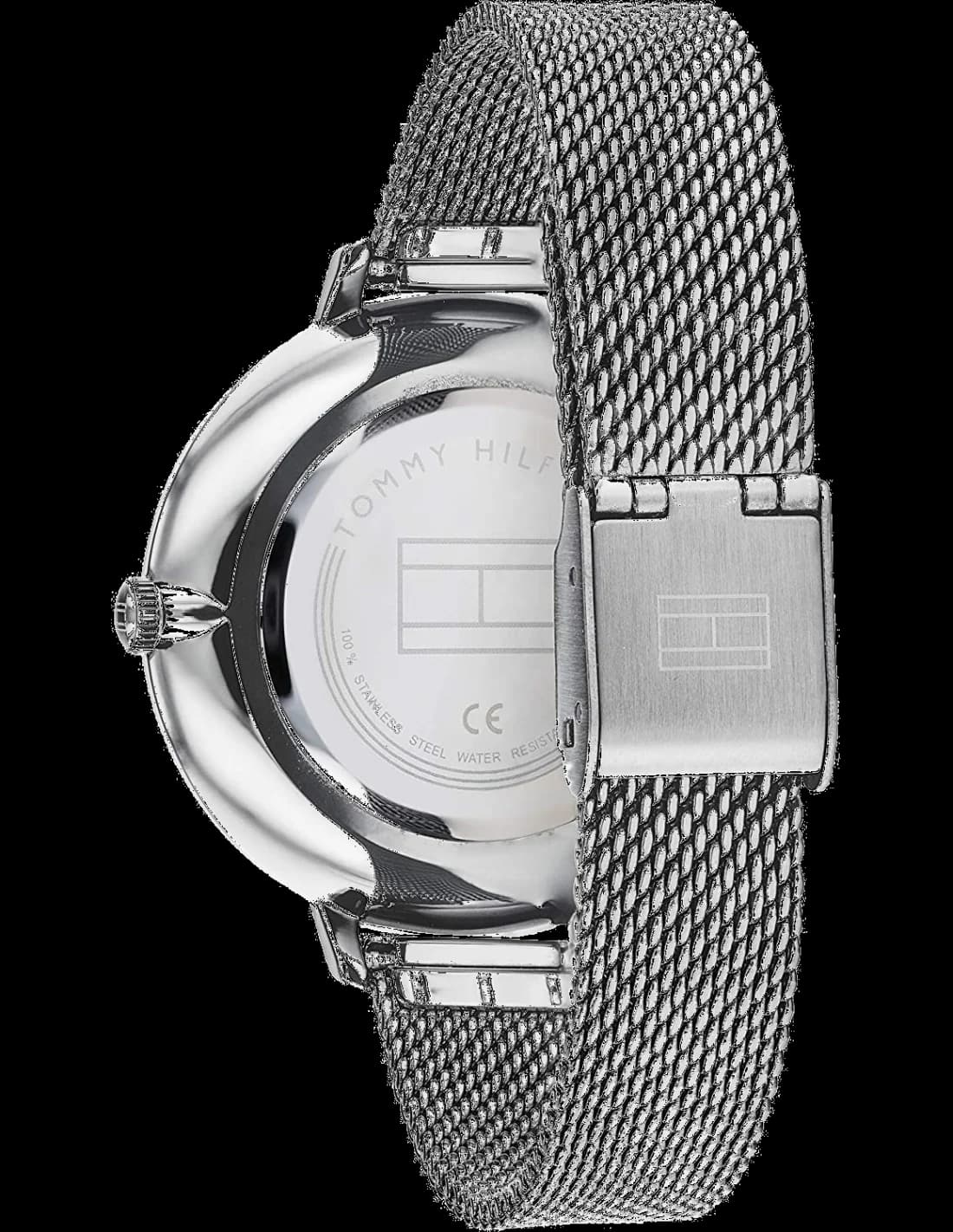 Visage cadran Tommy Hilfiger 1782157 avec index bâtons appliqués et aiguilles argentées, date à 3h pour une précision quotidienne