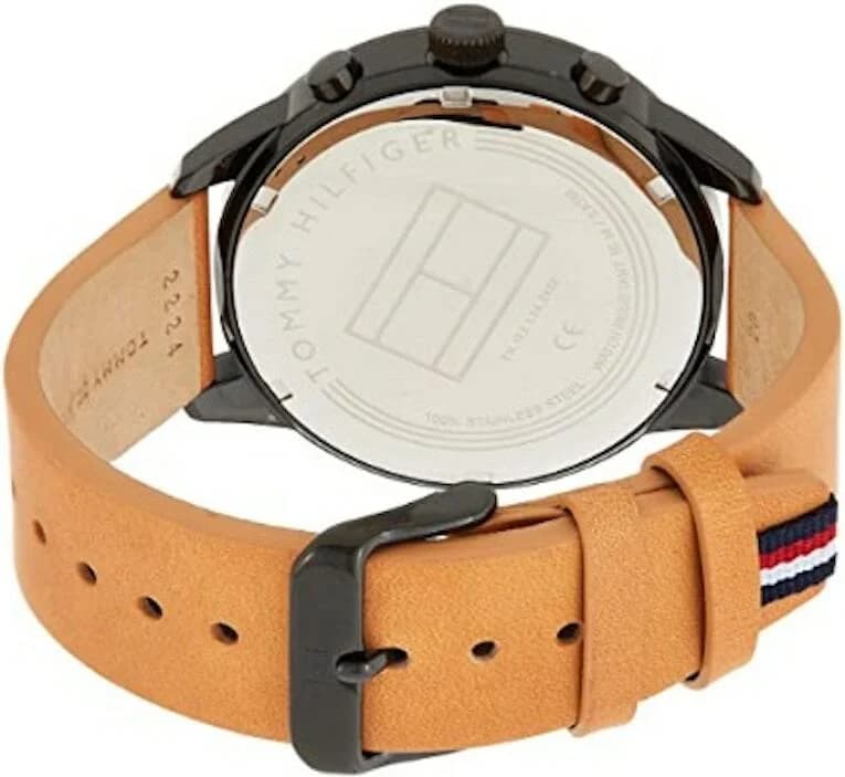 Lunette boîtier Tommy Hilfiger 1791486 en acier inoxydable 316L finition polie, verre minéral bombé et couronne cannelée