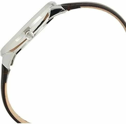 Attache bracelet Tommy Hilfiger 1791508 en cuir marron cousu main avec boucle ardillon argentée offrant confort et durabilité
