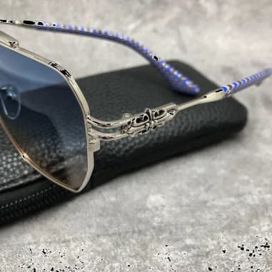 Détail du bracelet du Chrome Hearts RIPPING-SS